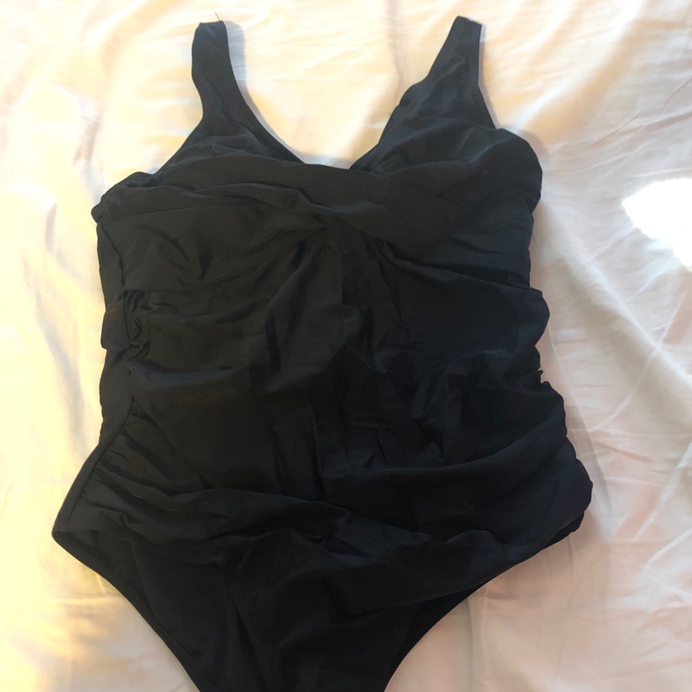 Black one piece swimsuit-size 18-never worn Bundle & save with 3 suits in closet